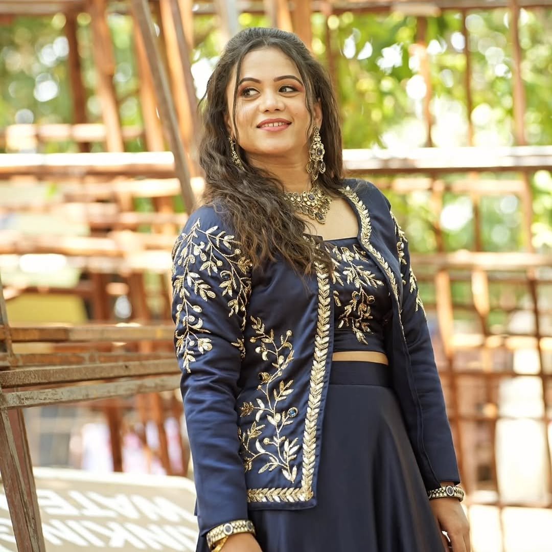 DHAGA Look 38