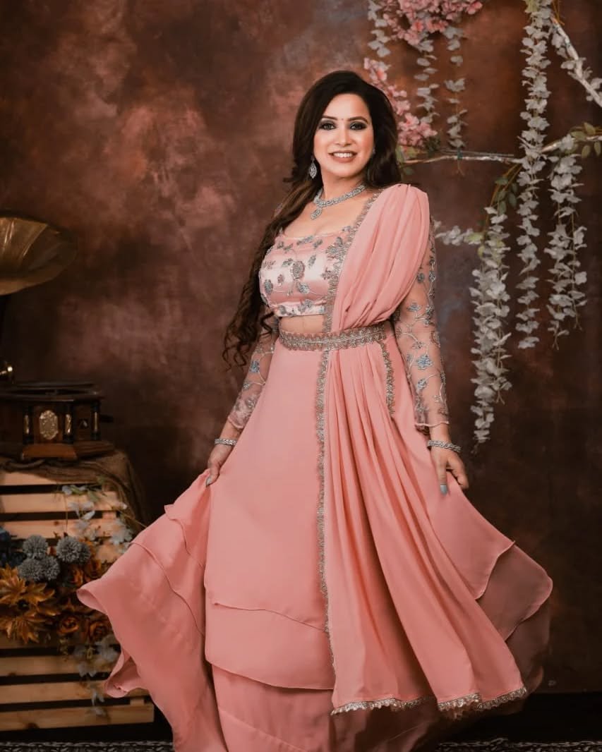 Saree blouse portrait